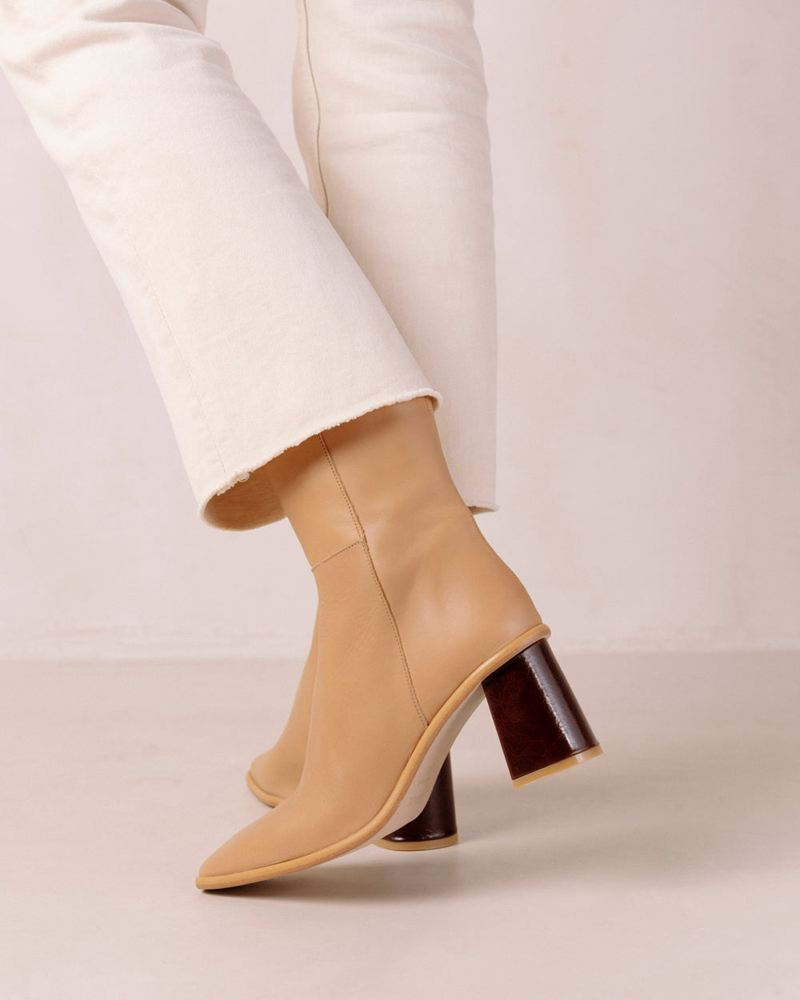 Beige Alohas West Leather Women's Ankle Boots | DCZQM8906