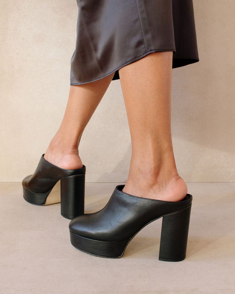 Black Alohas Clock Out Women's Mules | PSZTN6970