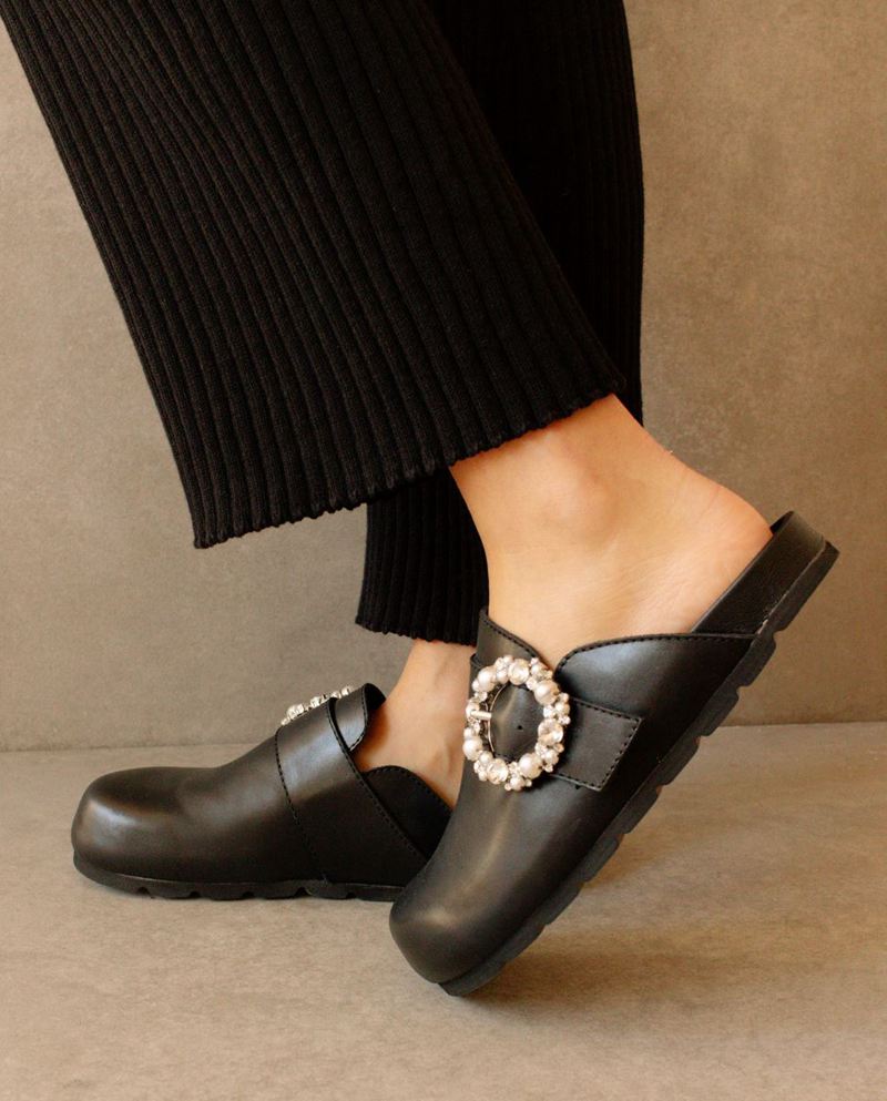 Black Alohas Cozy Women's Mules | EZCUD7584