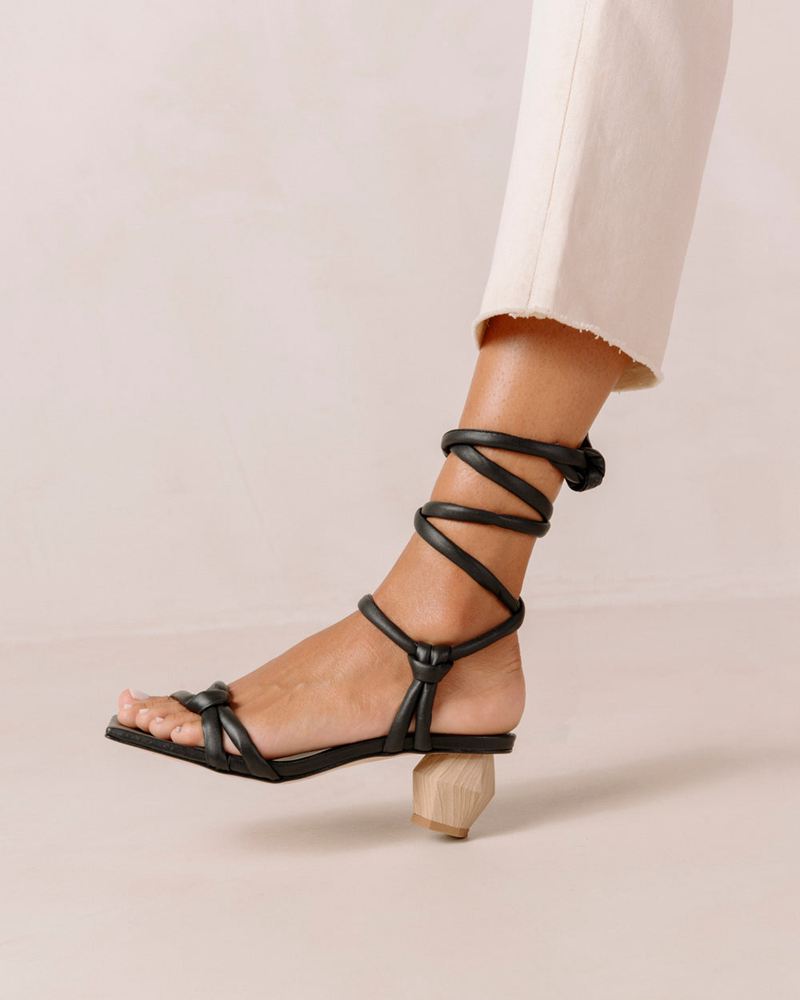 Black Alohas Creative Leather Women's Sandals | ZMKCE0367