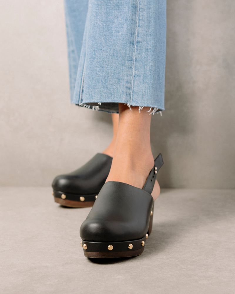 Black Alohas Vinyl Leather Women's Mules | SFGMZ5196