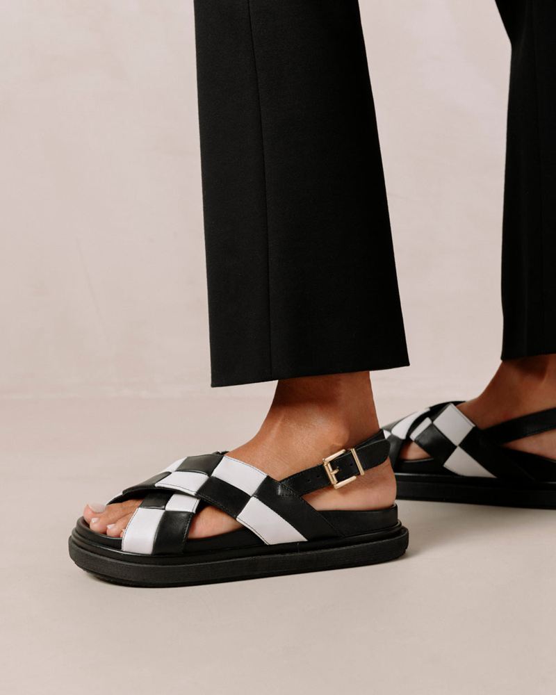 Black/White Alohas Marshmallow Scacchi Leather Women's Sandals | MXIAR6158