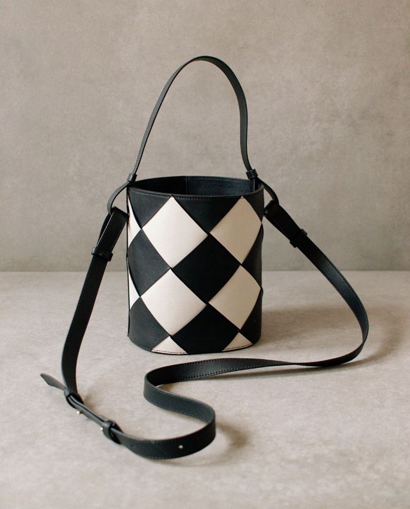 Black/White Alohas The U Venti Scacchi Leather Women's Bags | UQTNP1384