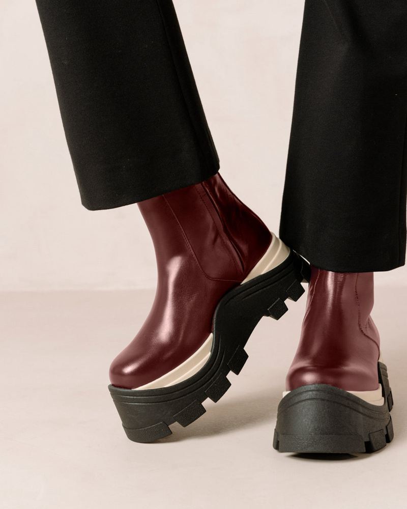 Burgundy Alohas Sapphire Chess Leather Women's Ankle Boots | OASCT2675