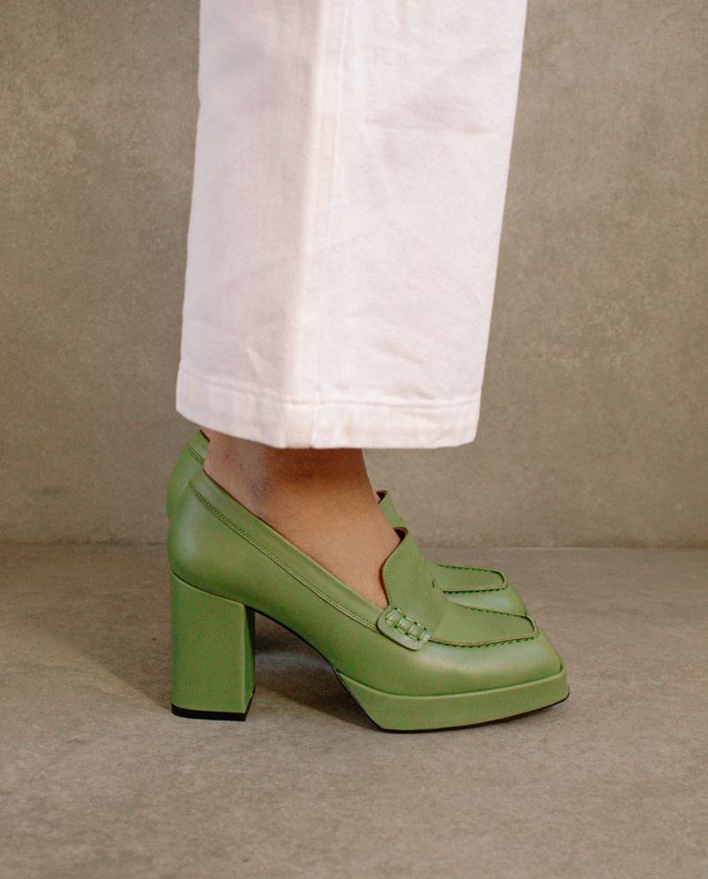 Green Alohas Busy Colorblock Leather Women's Loafers | QFSWK0386