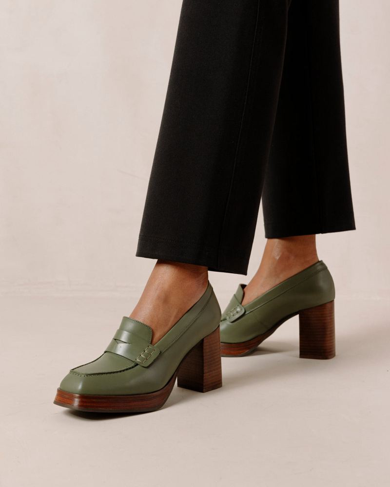 Olive Alohas Busy Leather Women's Loafers | JNCBZ1453