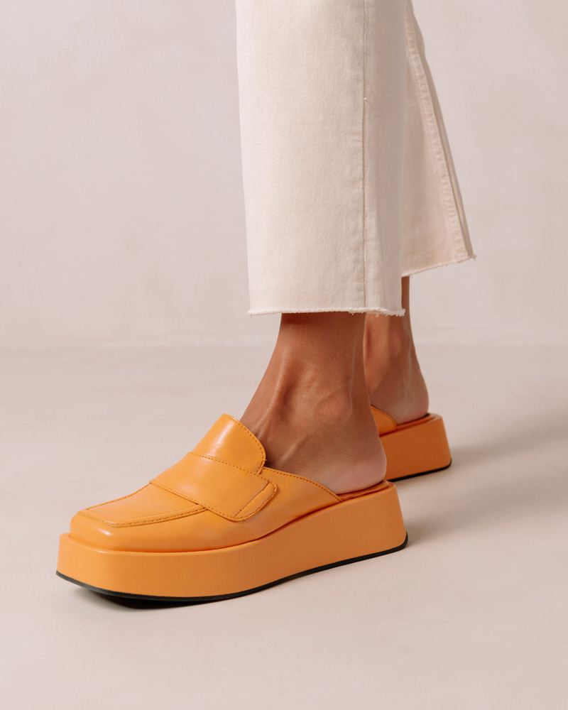 Orange Alohas Tempera Vegan Leather Women's Loafers | HVTUW6052