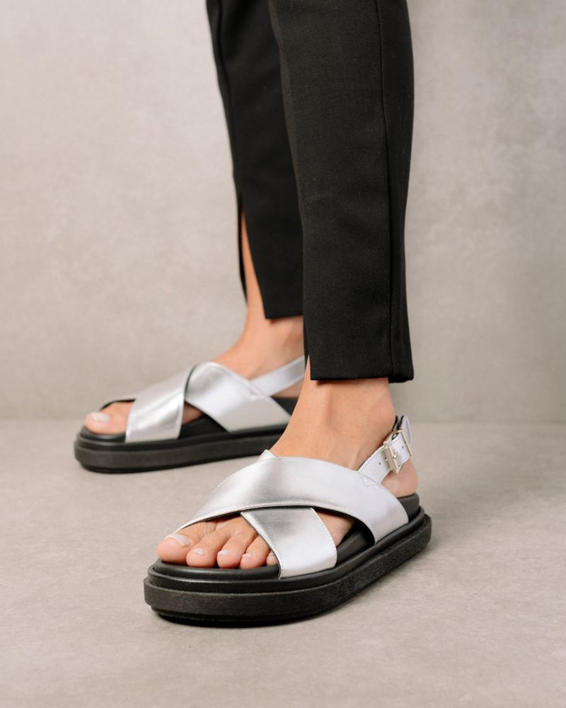 Silver Alohas Marshmallow Leather Women's Sandals | DNSFC1738