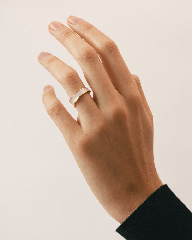 White Alohas Abeam Women's Ring | CHPDK3051