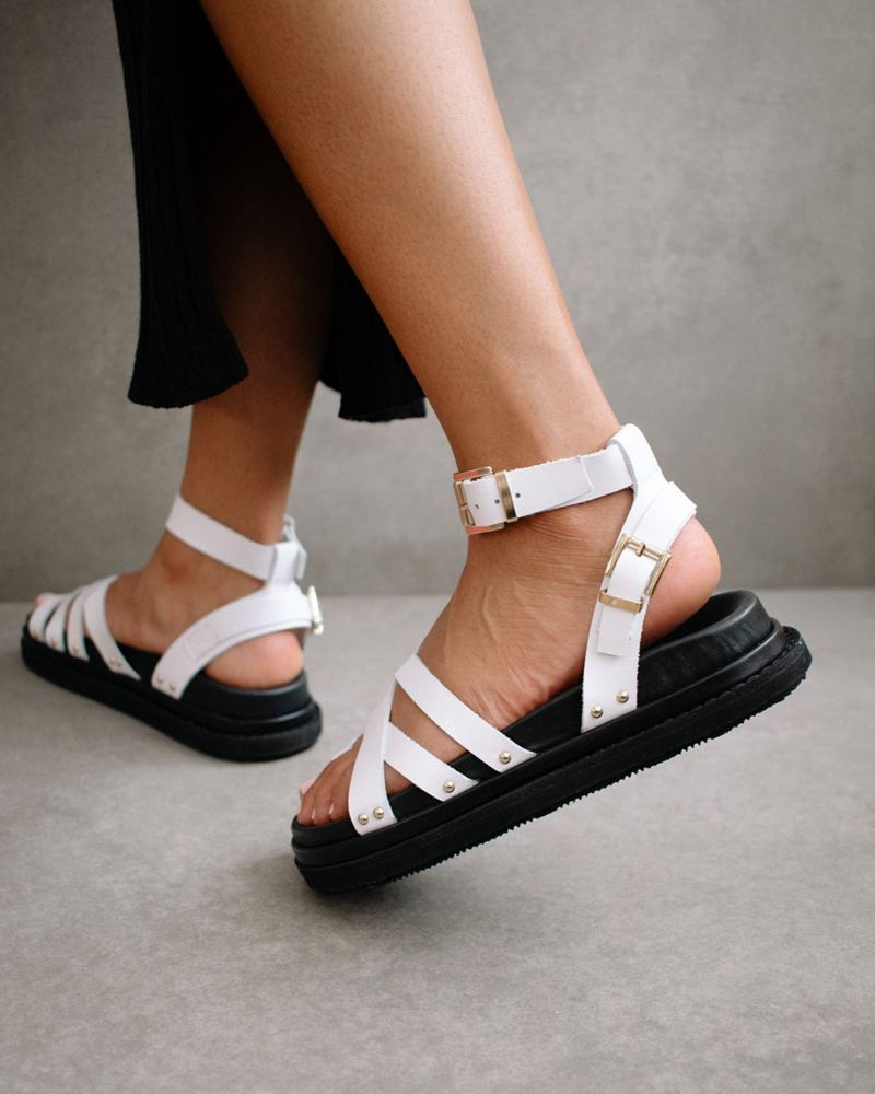 White Alohas Buckle Up Women's Sandals | KUQPY9547