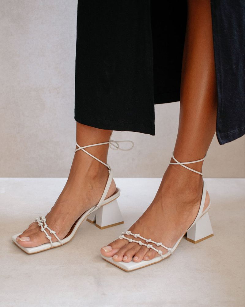 White Alohas Juniper Leather Women's Sandals | USHLC0739