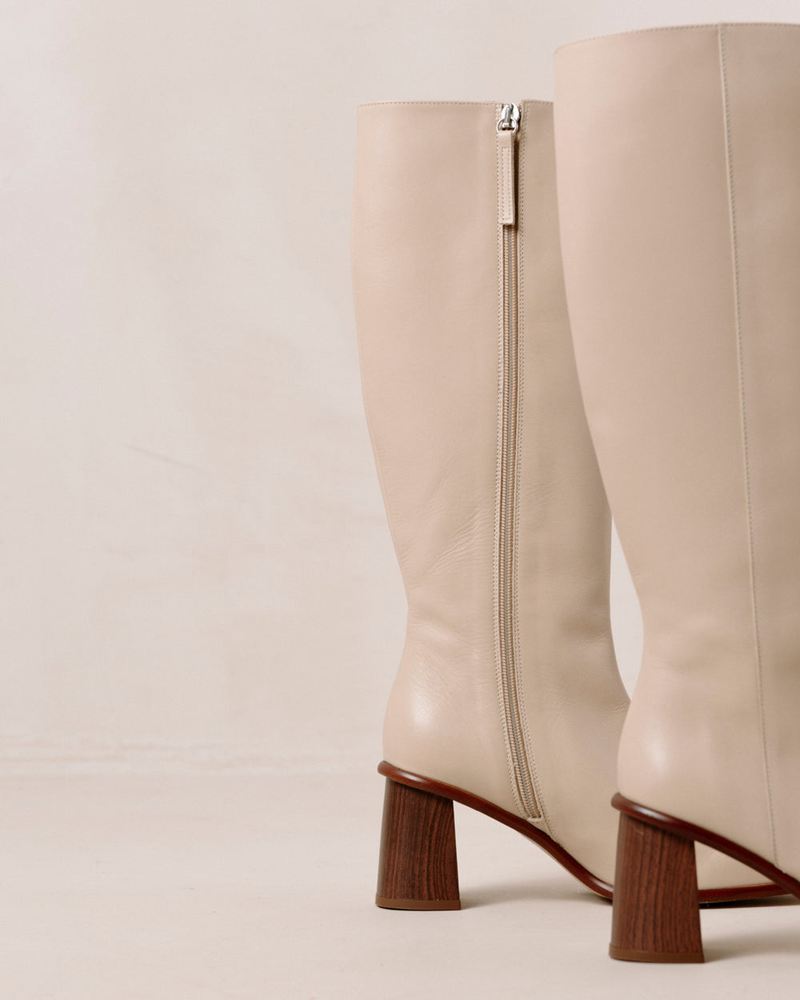 Beige Alohas East Leather Women's Knee-High Boots | PAKJW5103