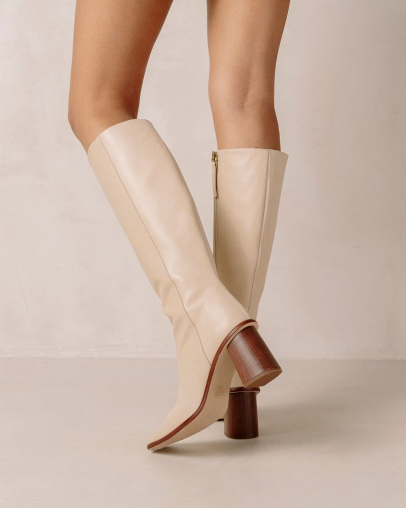 Beige Alohas East Leather Women's Knee-High Boots | QYSKA3148