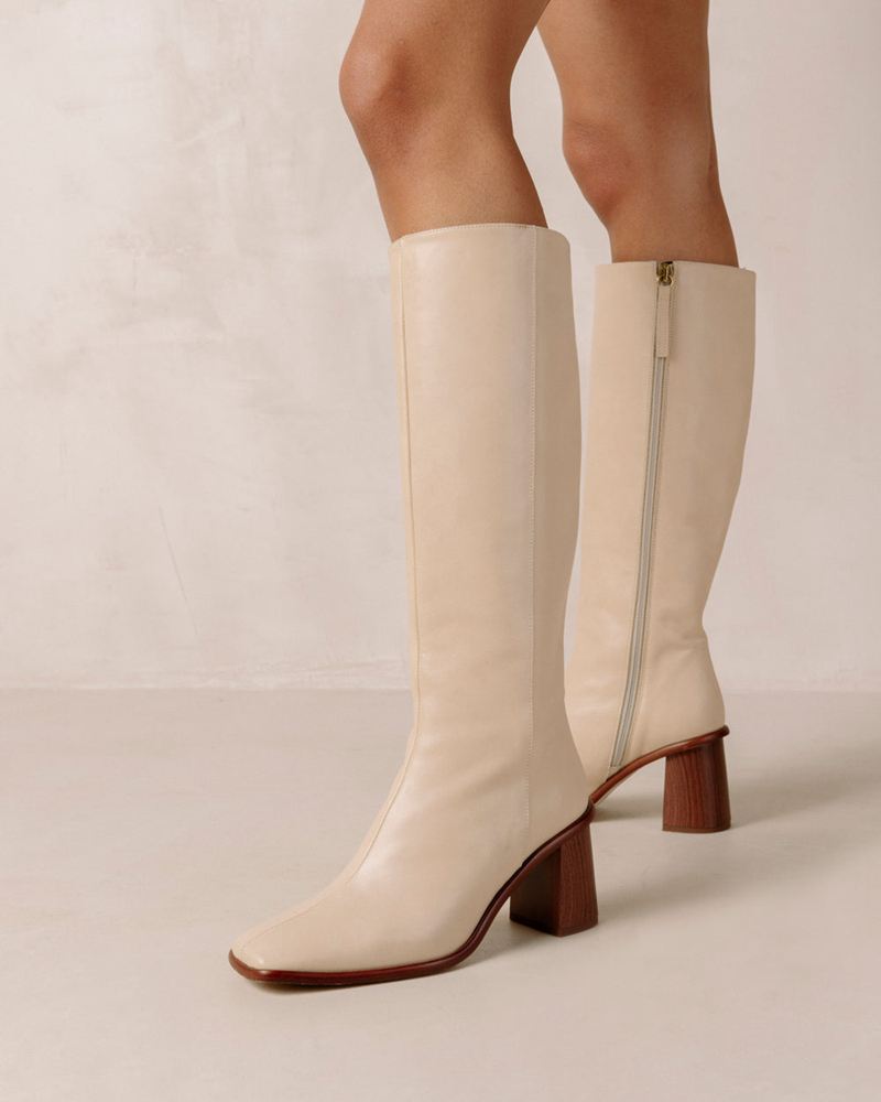 Beige Alohas East Leather Women\'s Knee-High Boots | QYSKA3148