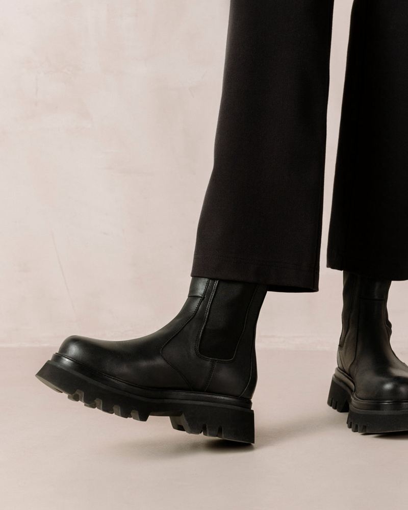 Black Alohas All Rounder Leather Women's Chelsea Boots | USKGW3254