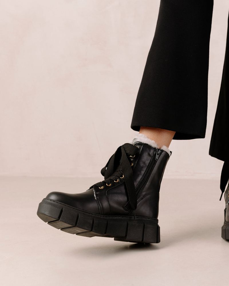 Black Alohas Can Can Leather Women's Combat Boots | NHVPB8401