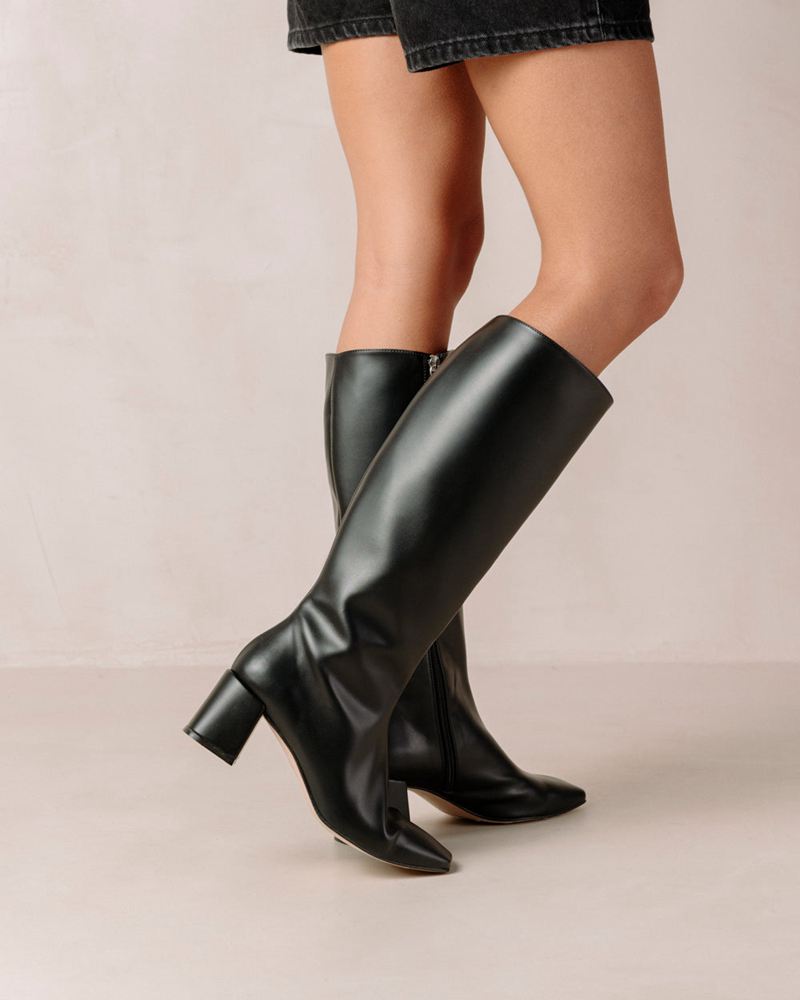 Black Alohas Chalk Vegan Leather Women's Knee-High Boots | RFXJY7162