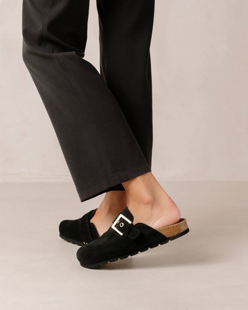 Black Alohas Cozy Women's Mules | NIPFB0251