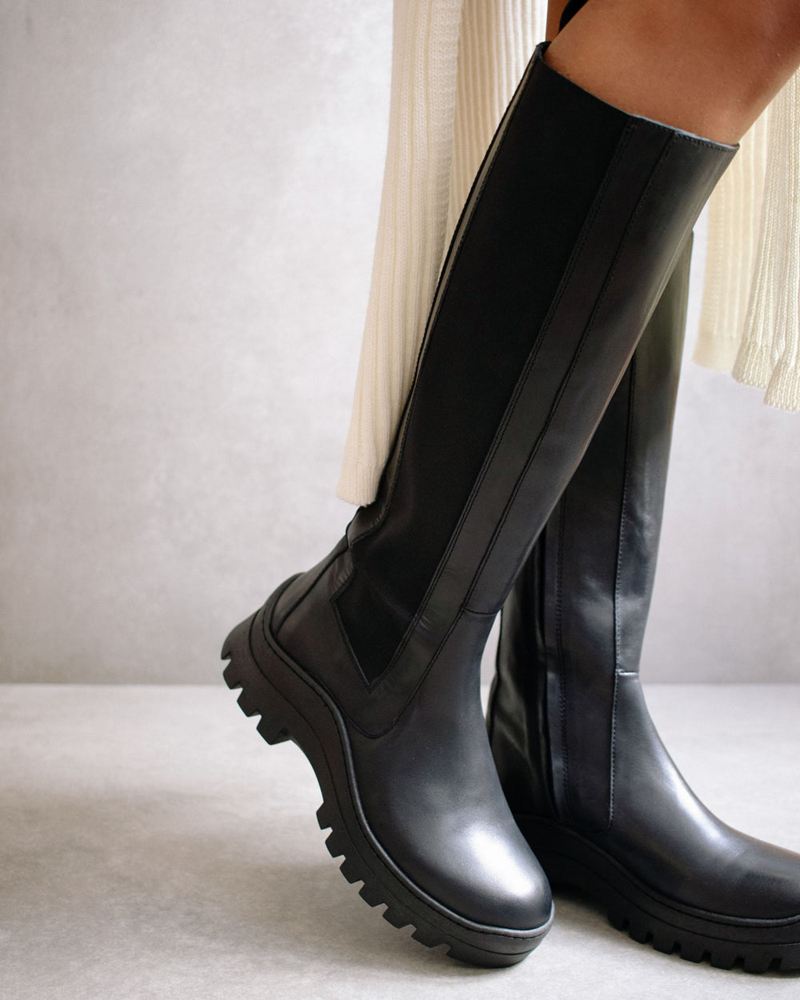 Black Alohas Dust Women's Knee-High Boots | IWUAC5671