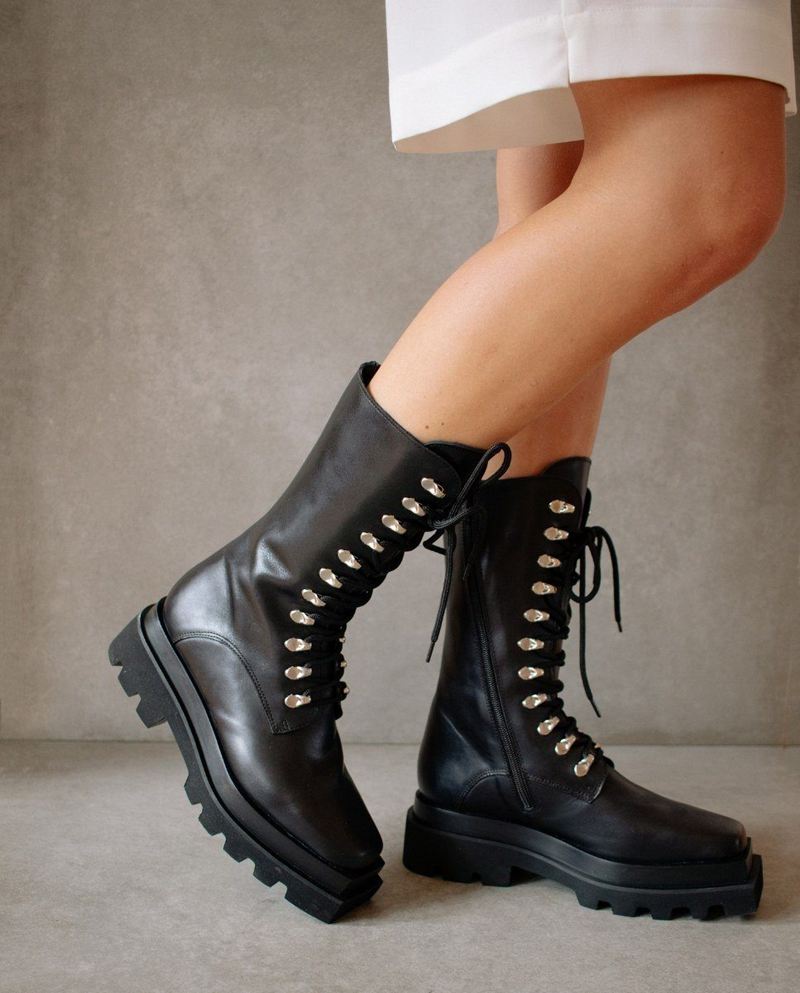 Black Alohas Hangar Women's Combat Boots | PDZOA6021