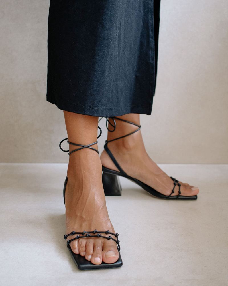 Black Alohas Juniper Leather Women's Sandals | RBXFQ4537