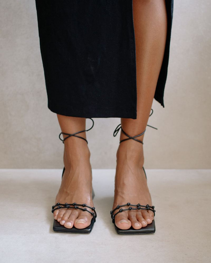 Black Alohas Juniper Leather Women's Sandals | RBXFQ4537