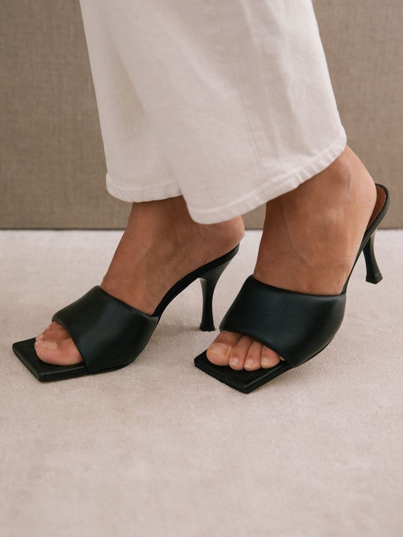 Black Alohas Puffy Women's Mules | BUJXO3816