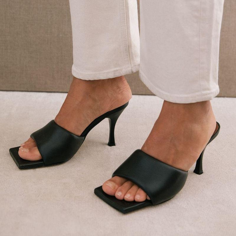 Black Alohas Puffy Women's Mules | BUJXO3816