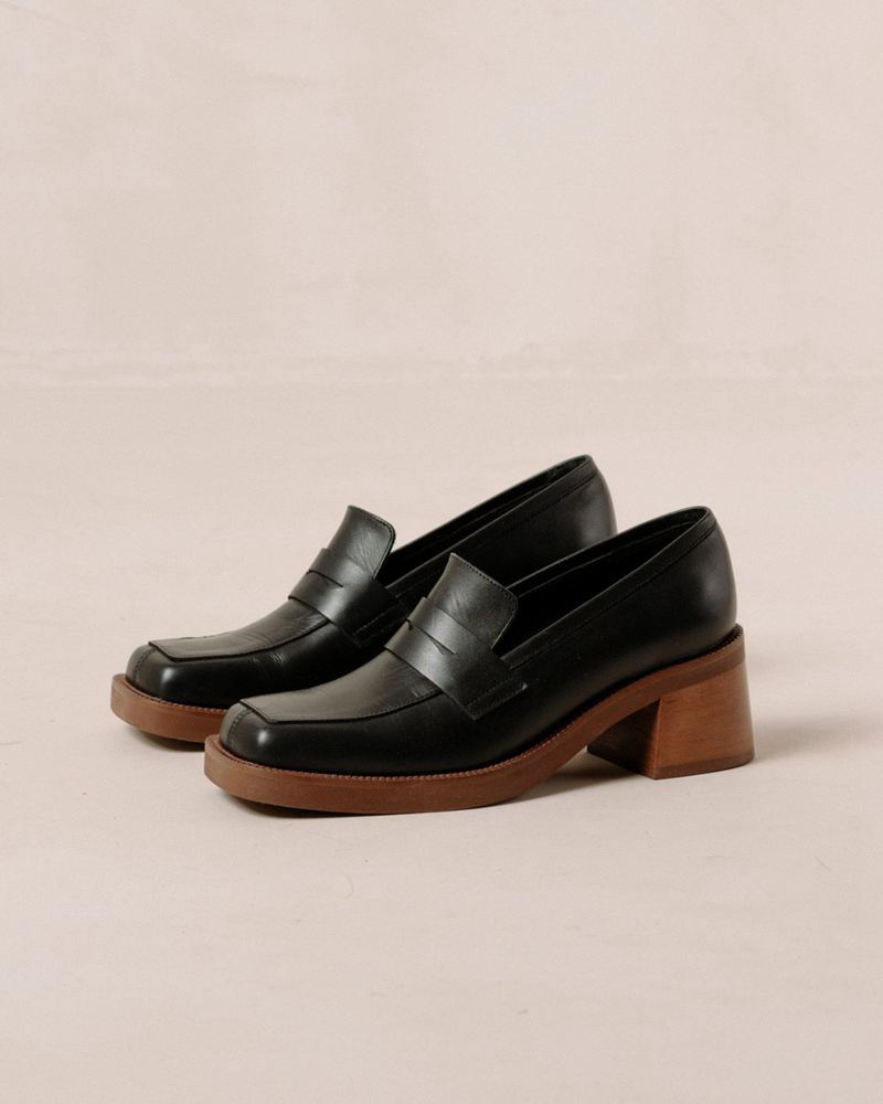 Black Alohas Roxanne Leather Women's Loafers | PDVIG1802