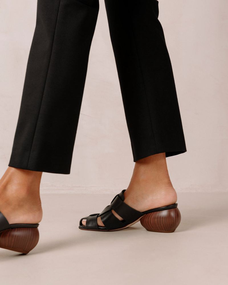 Black Alohas Ruby Leather Women's Mules | QODLS8139