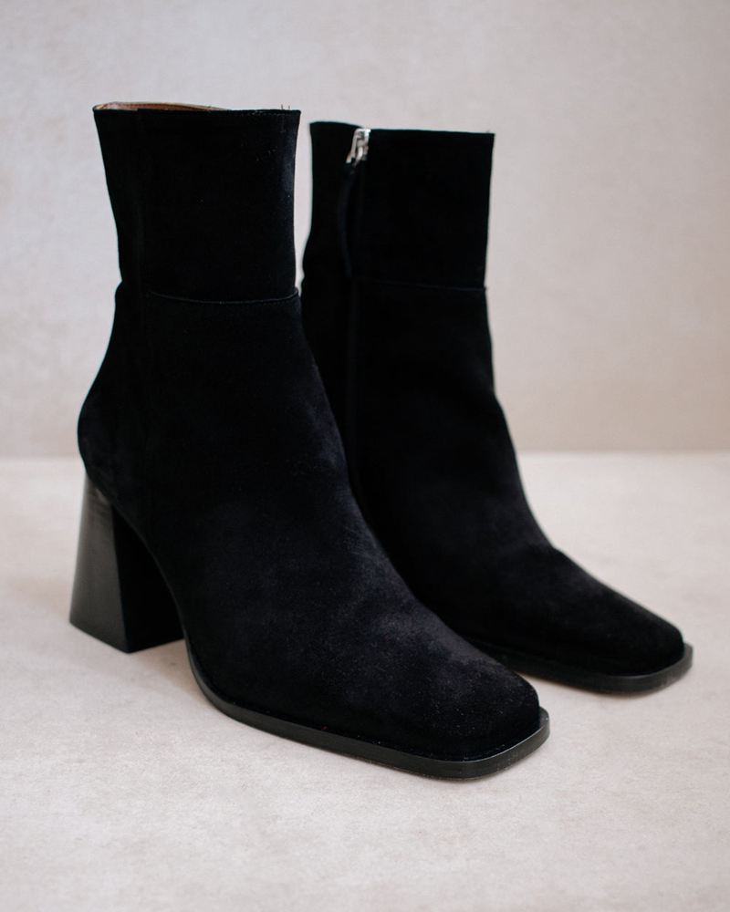 Black Alohas South Suede Leather Women's Heels | QOHIM7401