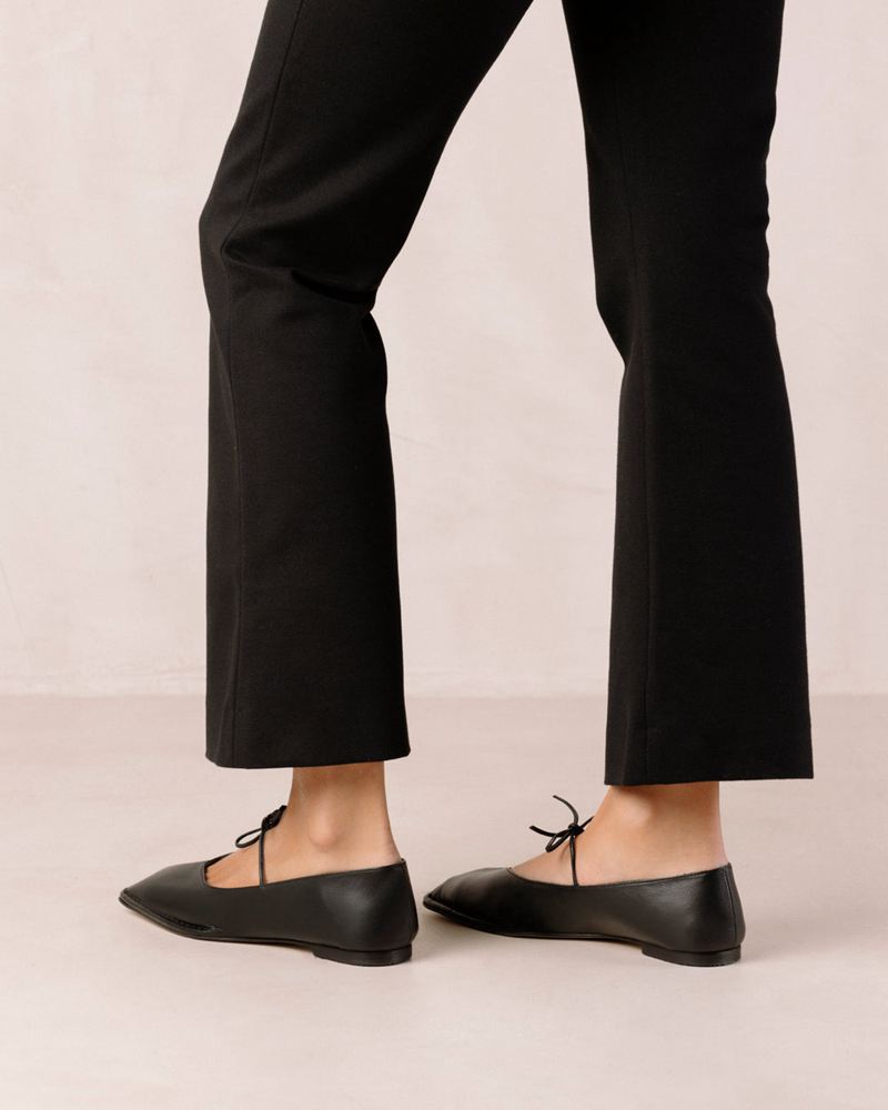 Black Alohas Sway Leather Women's Ballet Flats | XVBLJ1679