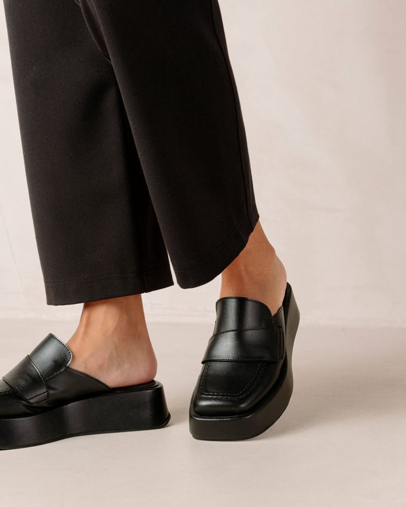 Black Alohas Tempera Vegan Leather Women's Mules | ZMSQE8241