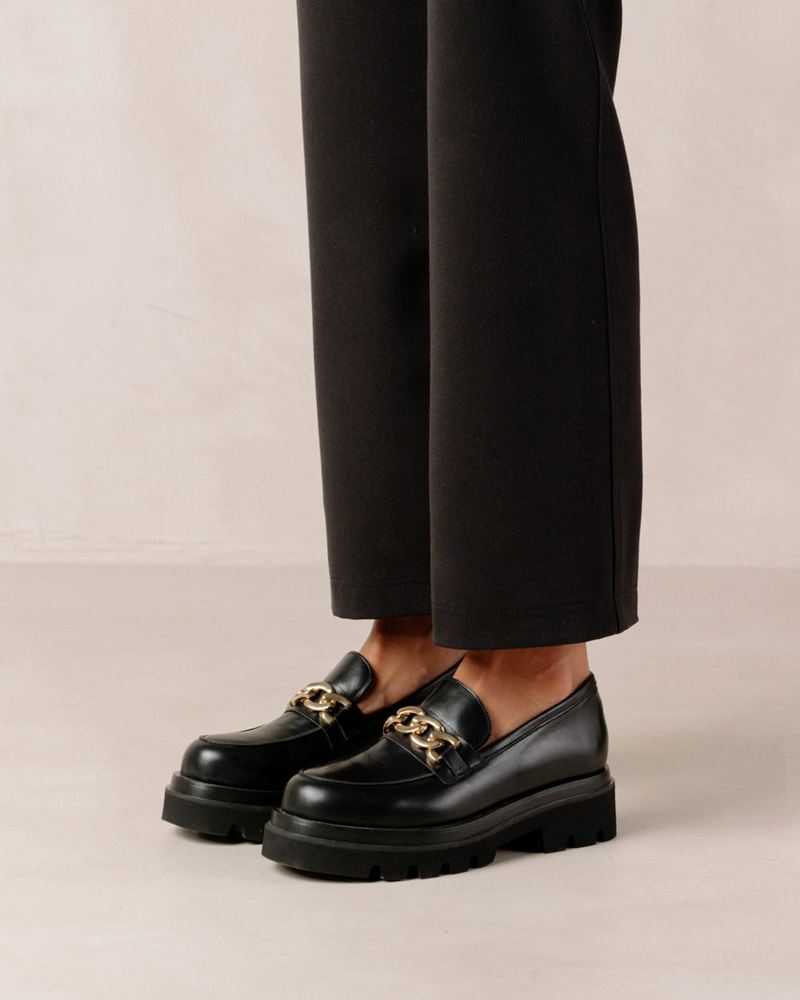 Black Alohas Track Leather Women's Loafers | YITPH8146