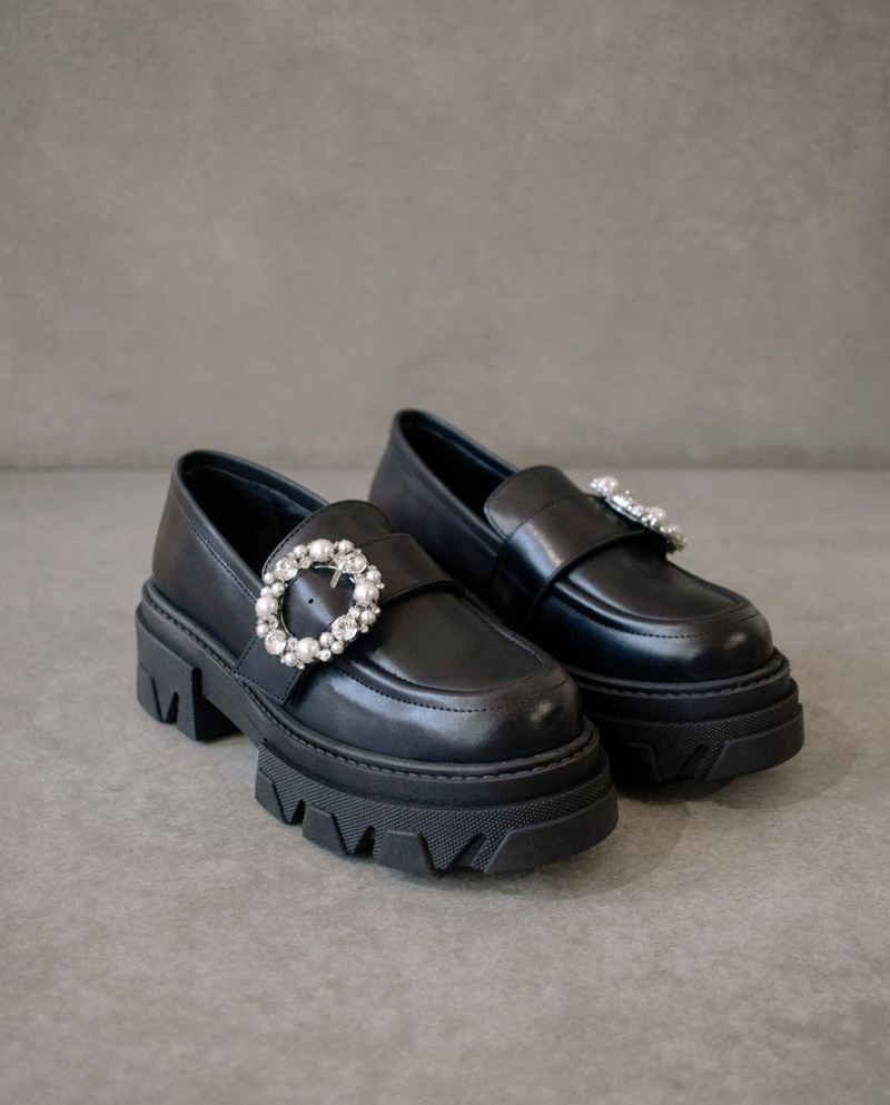 Black Alohas Trailblazer Crystal Leather Women's Loafers | BXQKE6785