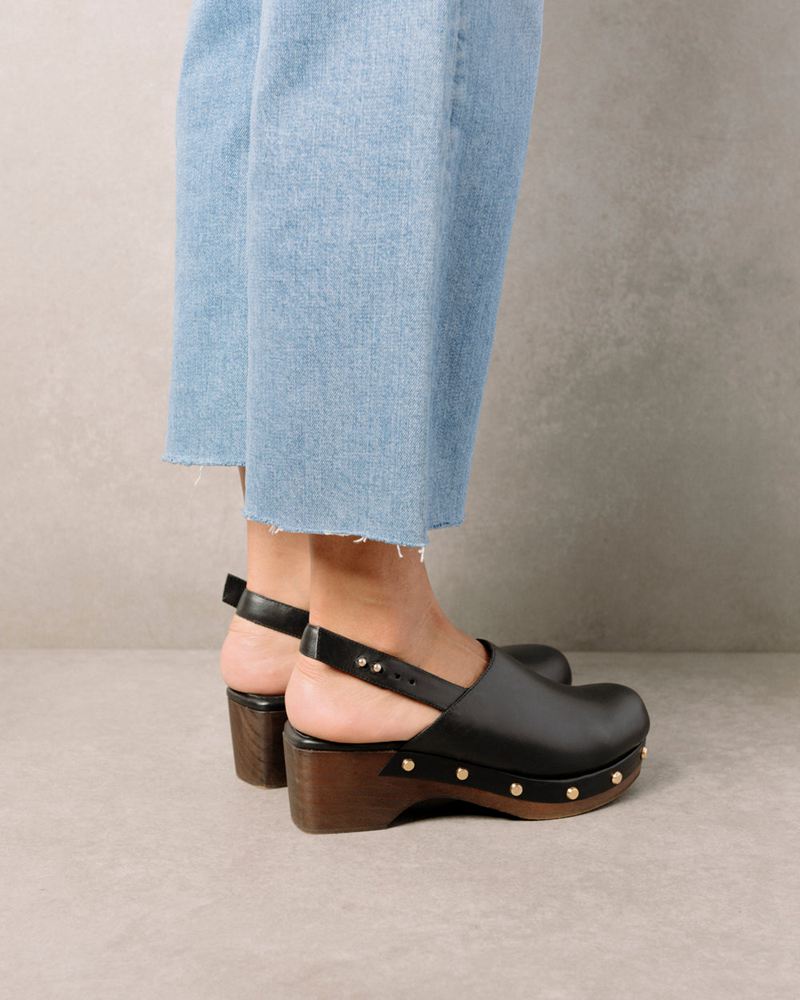 Black Alohas Vinyl Leather Women's Mules | SFGMZ5196