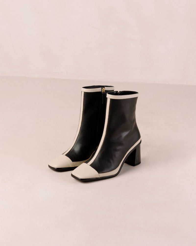 Black/Cream Alohas West Retro Leather Women's Ankle Boots | BFTWL3754