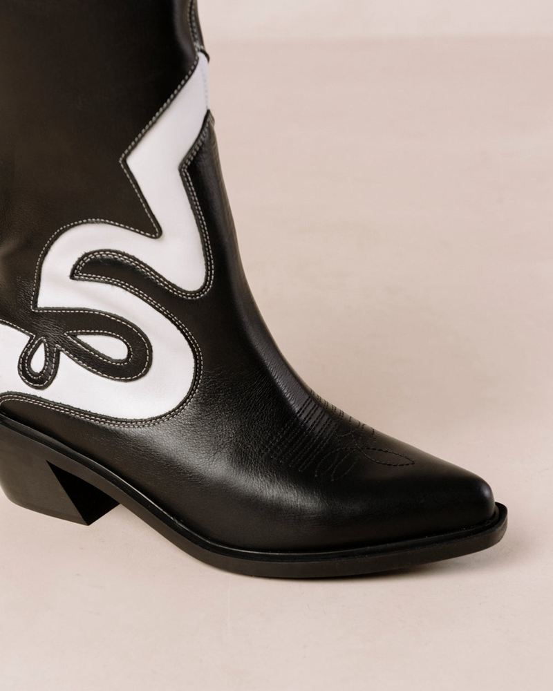 Black/White Alohas Mount Leather Women's Cowboy Boots | VGHQZ1790