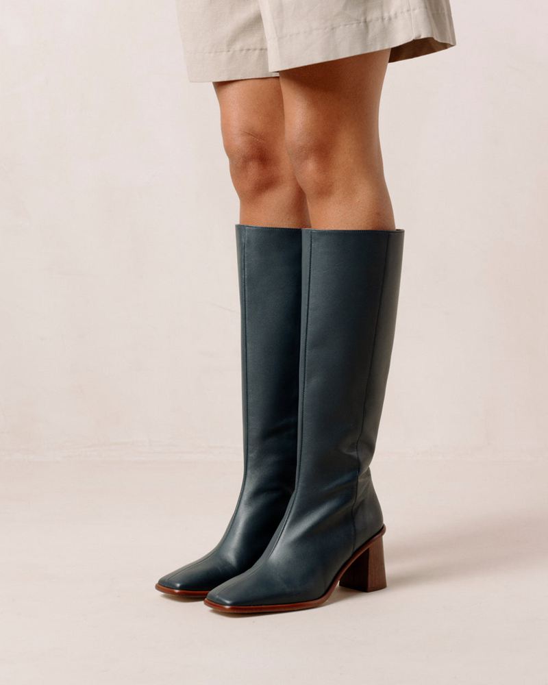 Blue Alohas East Leather Women's Knee-High Boots | PLADR6409