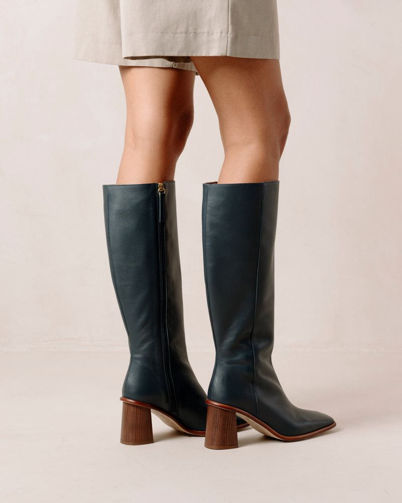 Blue Alohas East Leather Women's Knee-High Boots | PLADR6409