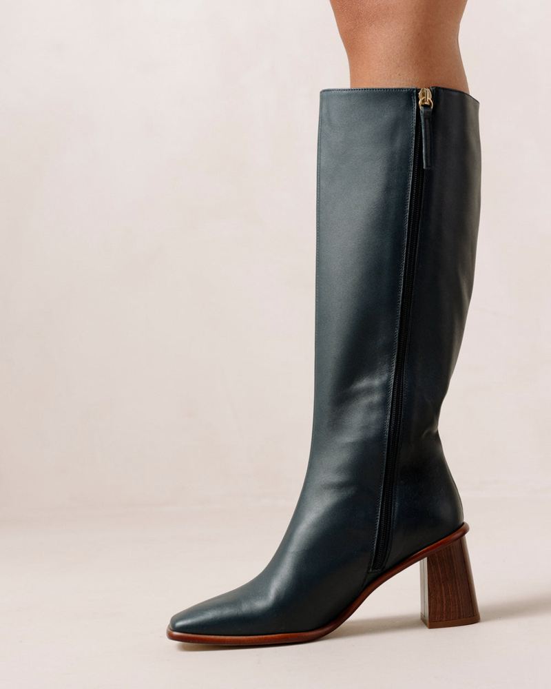 Blue Alohas East Leather Women's Knee-High Boots | PLADR6409