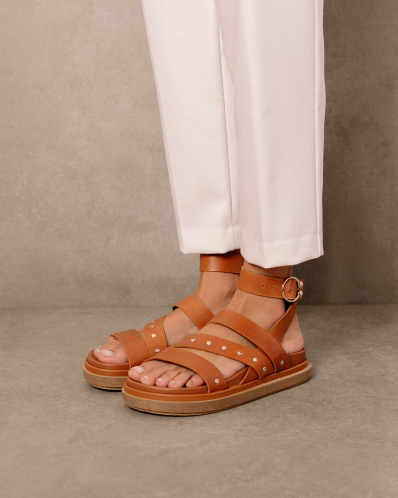 Brown Alohas Beat Women's Sandals | SOZBG1964