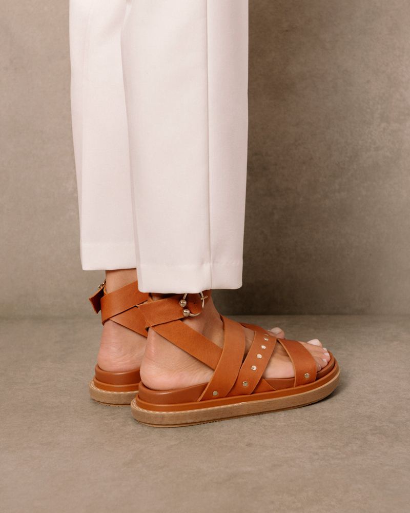 Brown Alohas Beat Women's Sandals | SOZBG1964