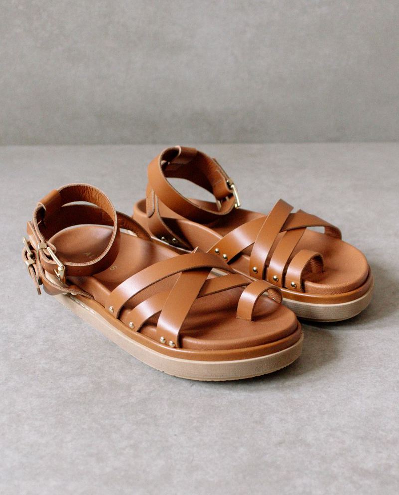 Brown Alohas Buckle Up Leather Women's Sandals | YXJVM0276