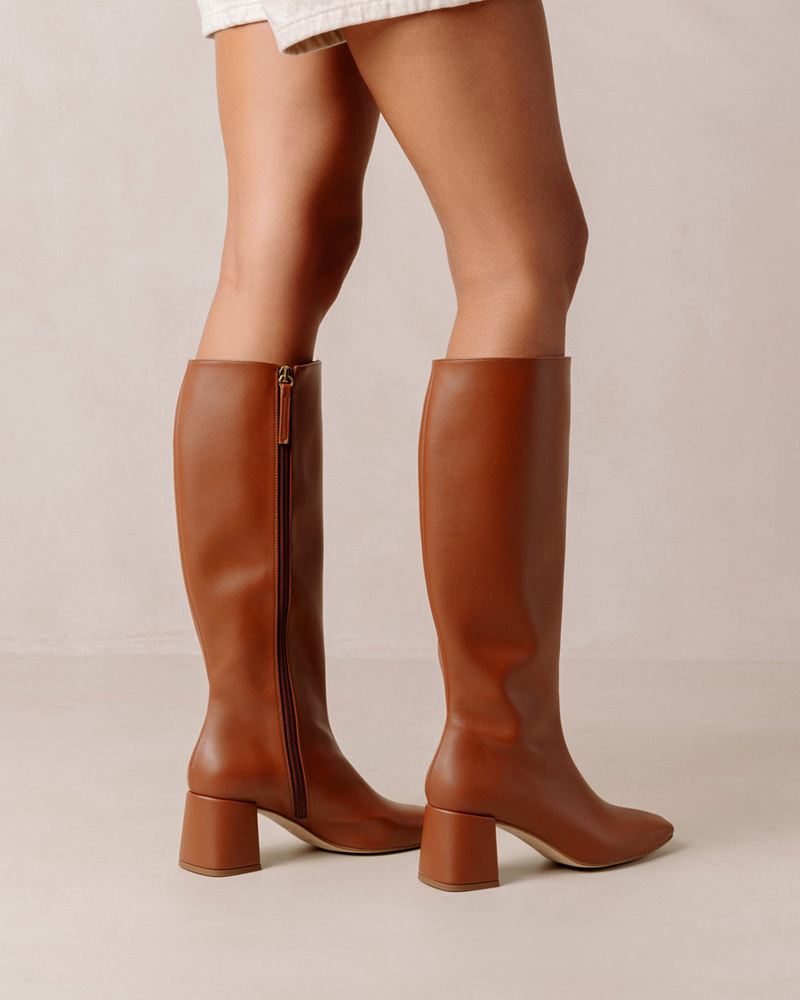 Brown Alohas Chalk Vegan Leather Women's Knee-High Boots | XGVSY3501