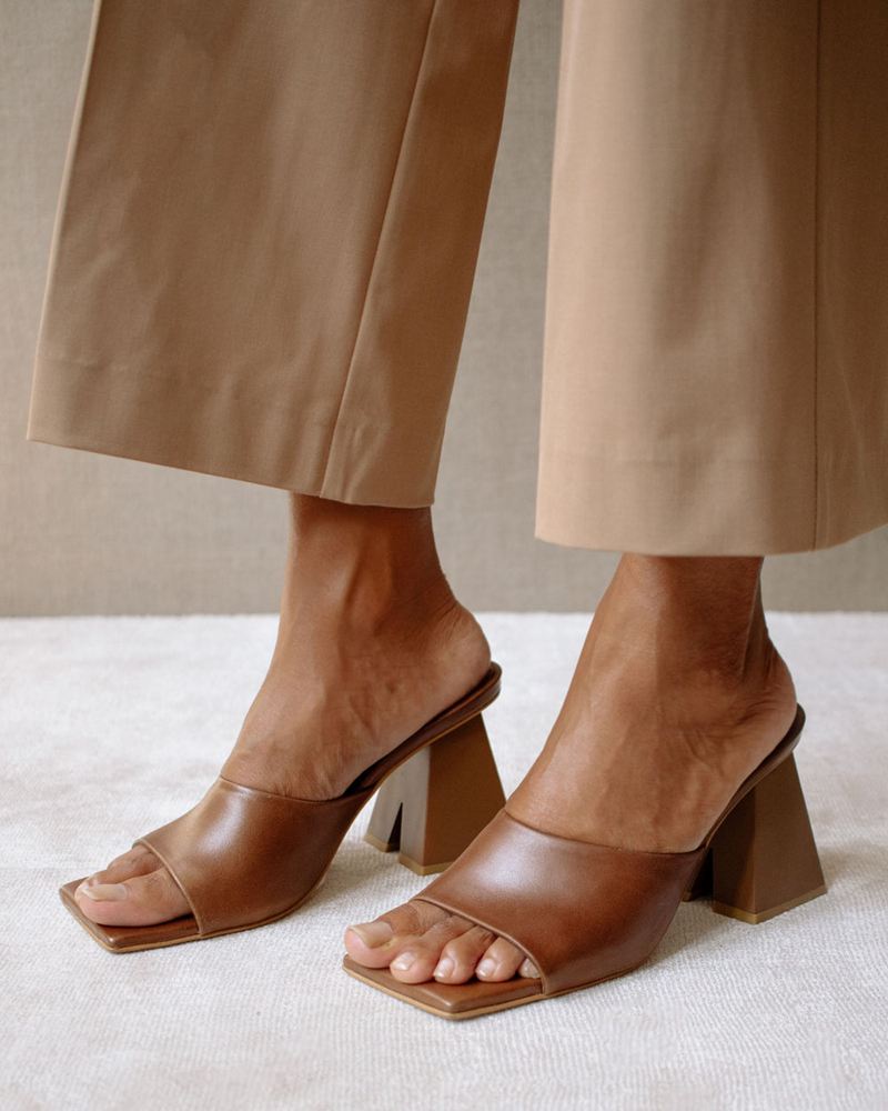 Brown Alohas Dune Leather Women's Mules | ZKSWM8764