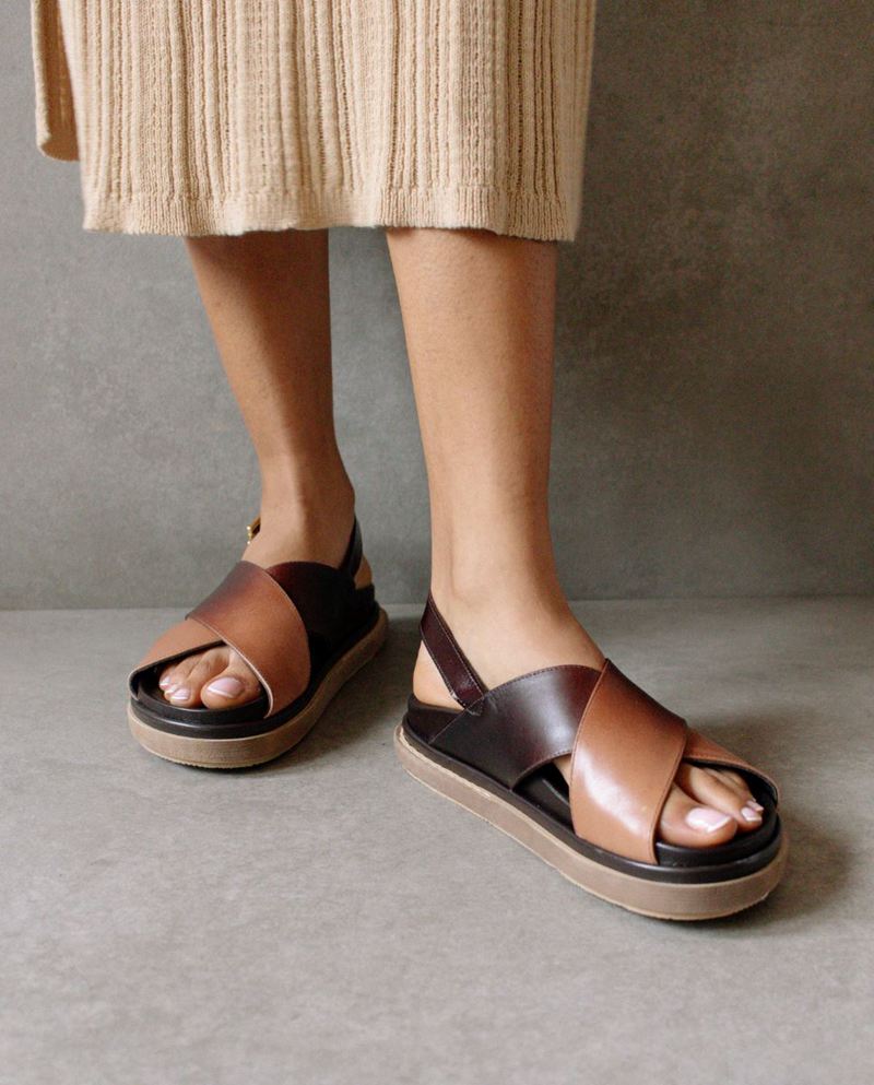 Brown Alohas Marshmallow Leather Women's Sandals | GNWYC2605