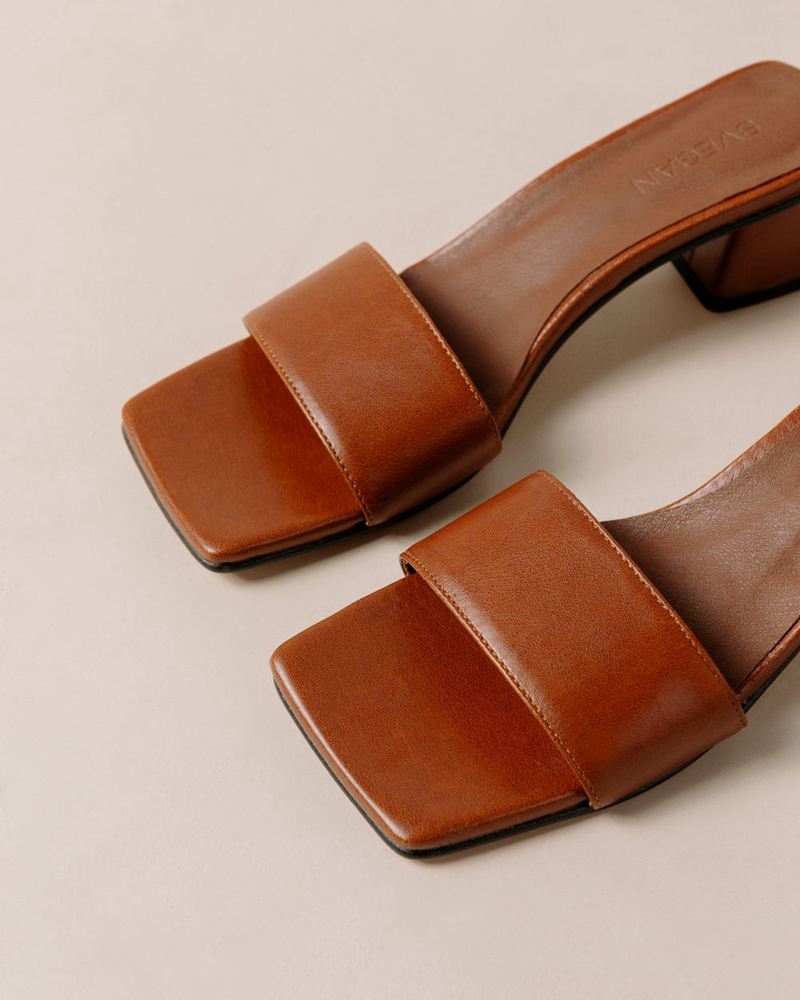 Brown Alohas Squared Vegan Leather Women's Sandals | NROGL9035