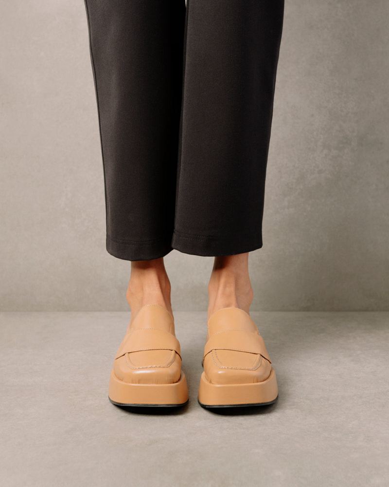 Brown Alohas Tempera Vegan Leather Women's Mules | KLMCJ2460