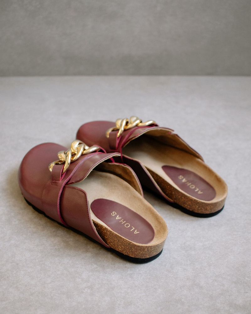 Burgundy Alohas Fireside Chain Leather Women's Mules | MOVFP7685